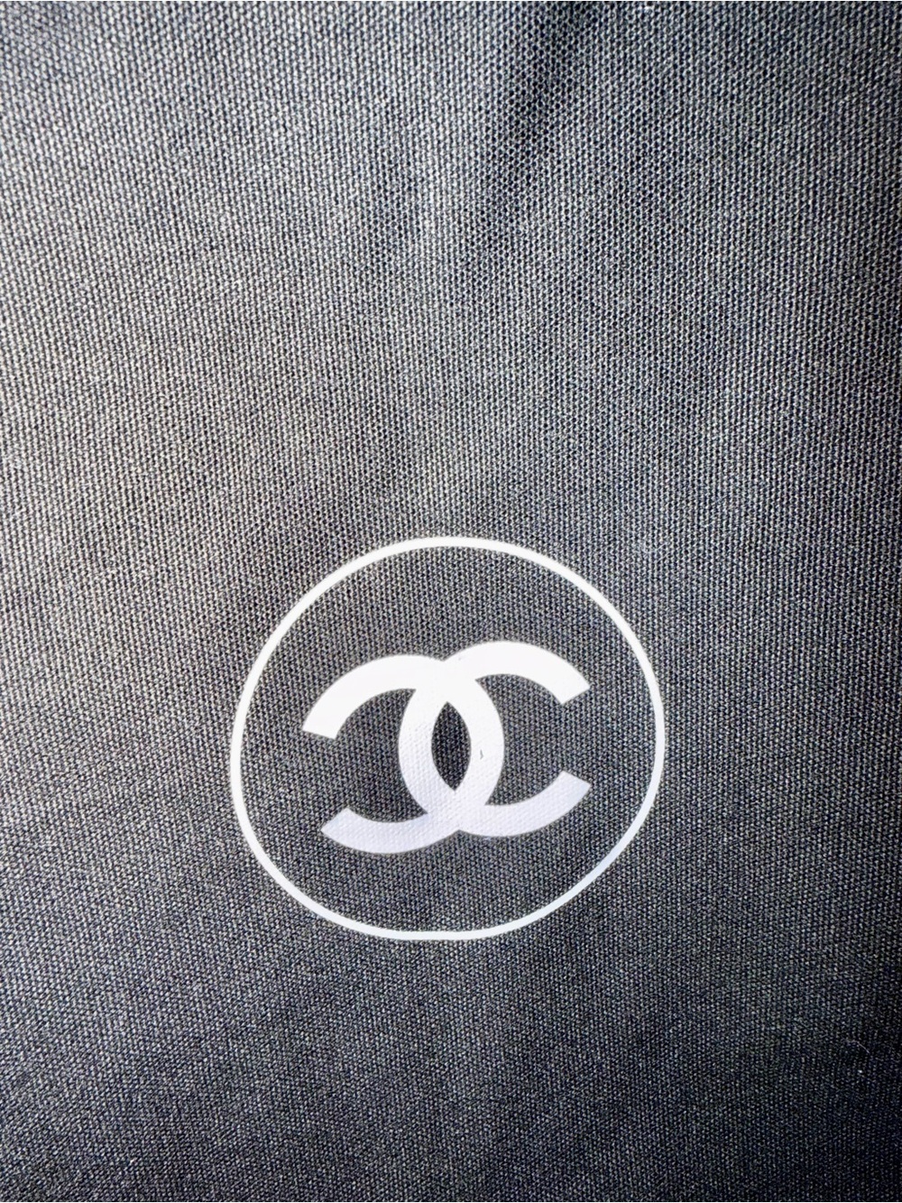 Authentic CHANEL VIP Extra Large Blk Canvas Tote Overnight Travel Beach Bag NEW - Picture 2 of 6